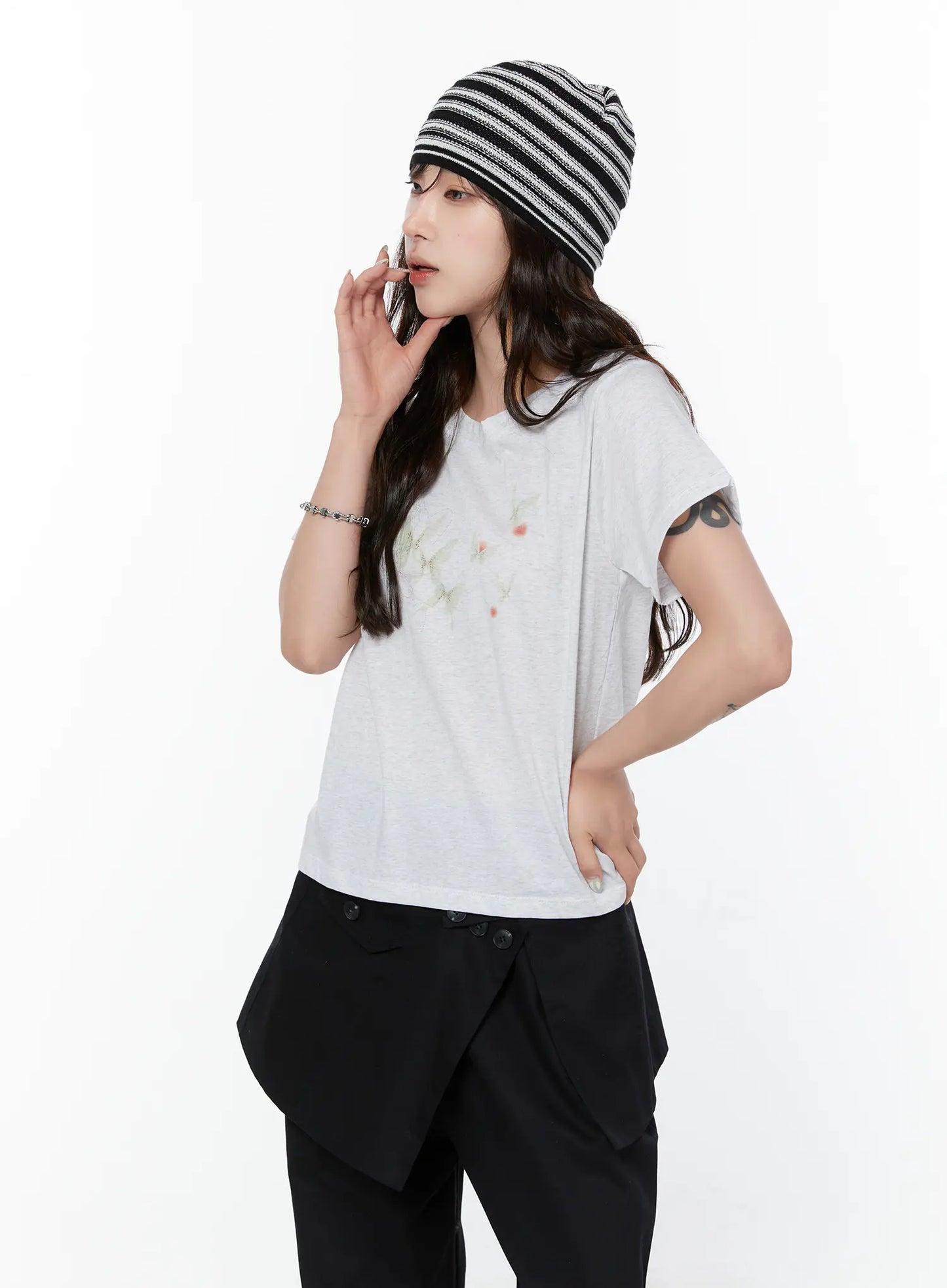 Butterfly Graphic Cropped T-Shirt CY514