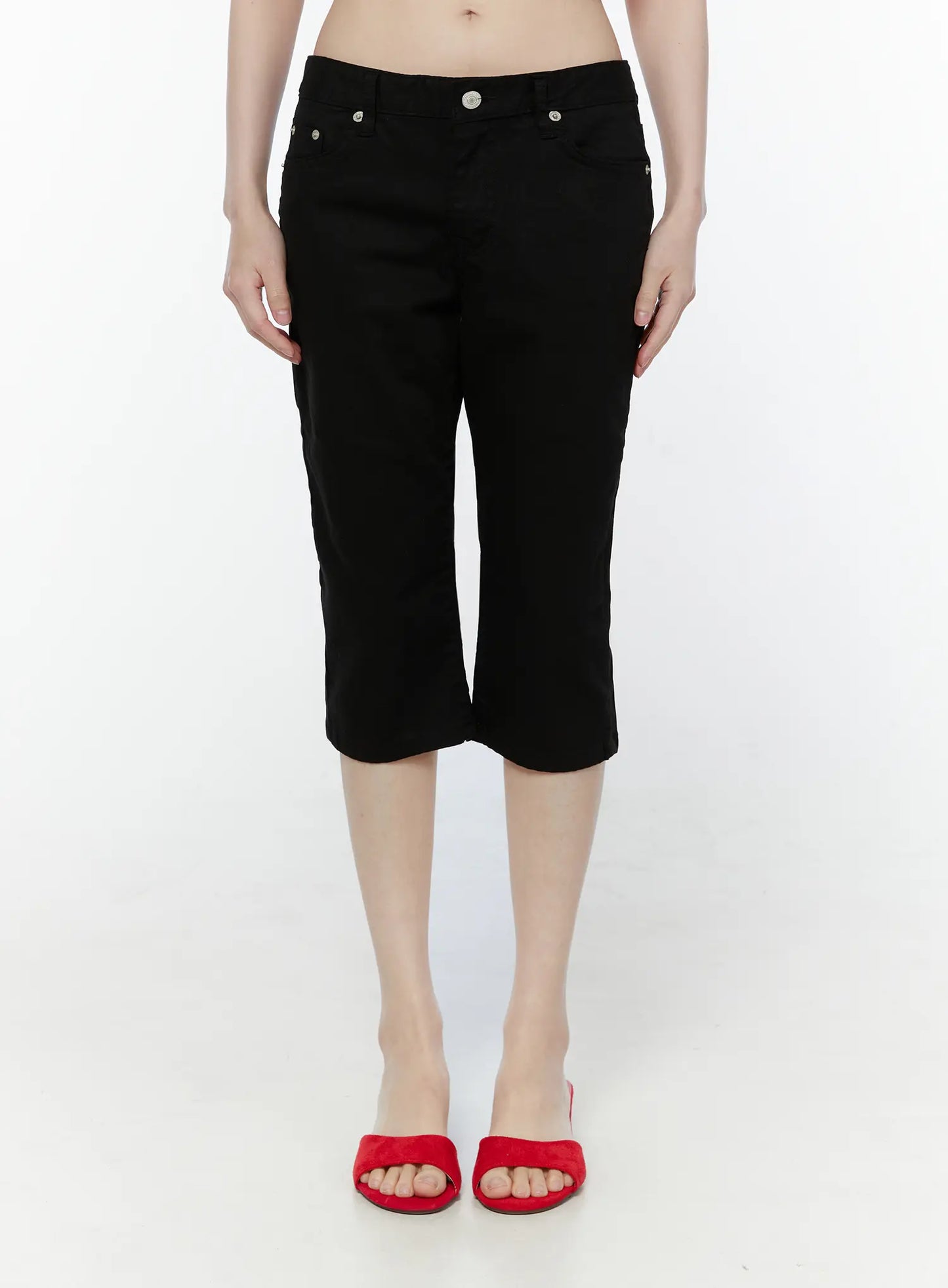 Basic Slim Fit Capri Pants CU508