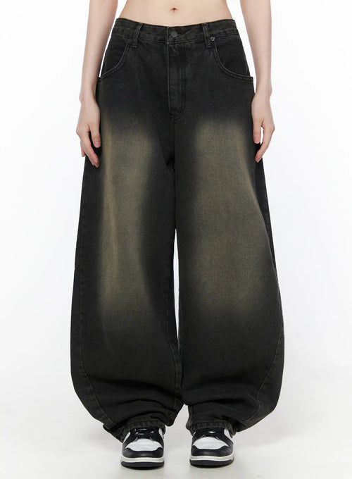 Bodie Vintage Wash Wide Leg Jeans CU519