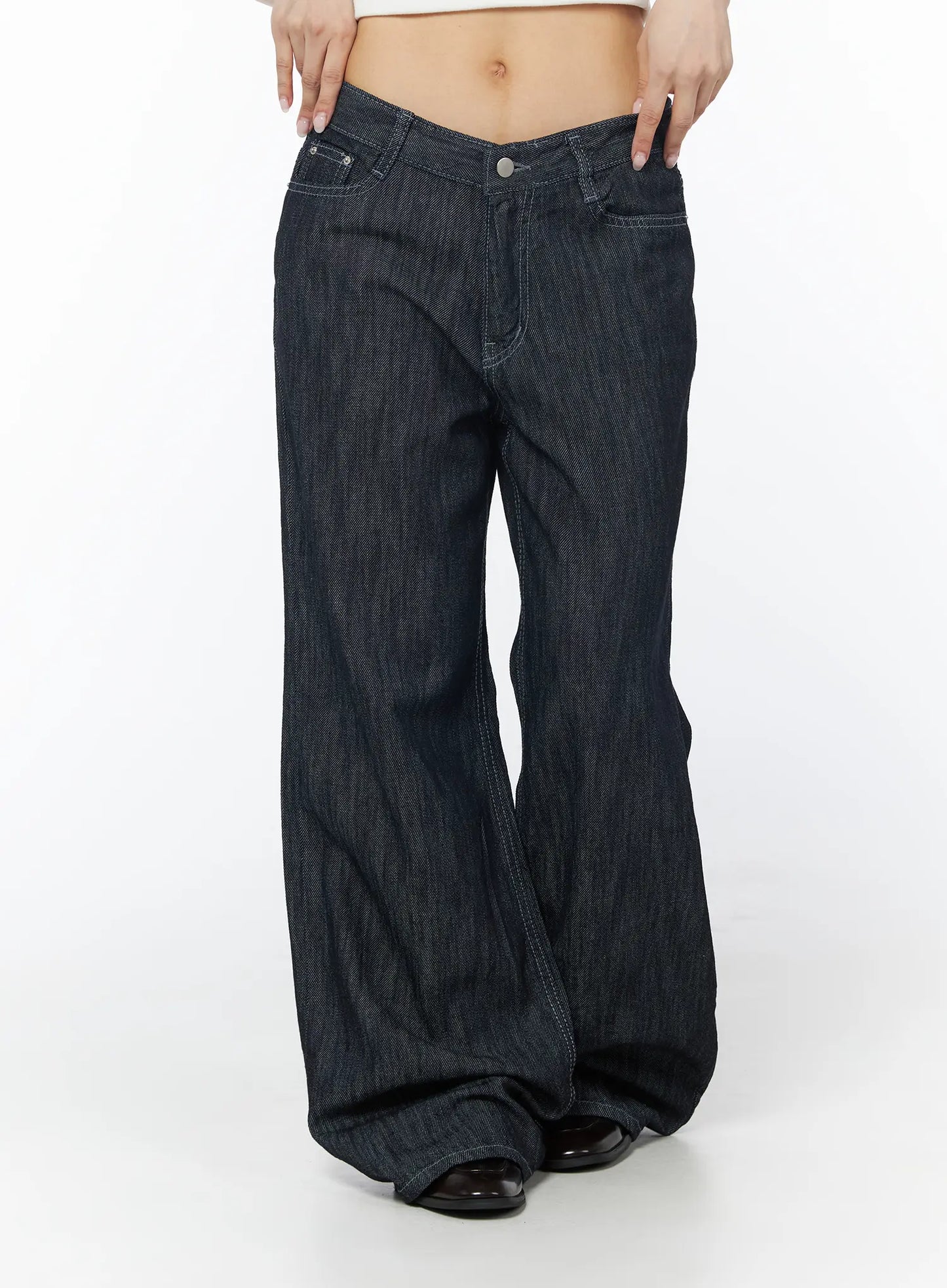 Aomi Wide Leg Jeans CY522