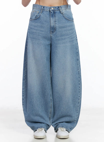 Ariyah High-Waist Baggy Jeans CM512