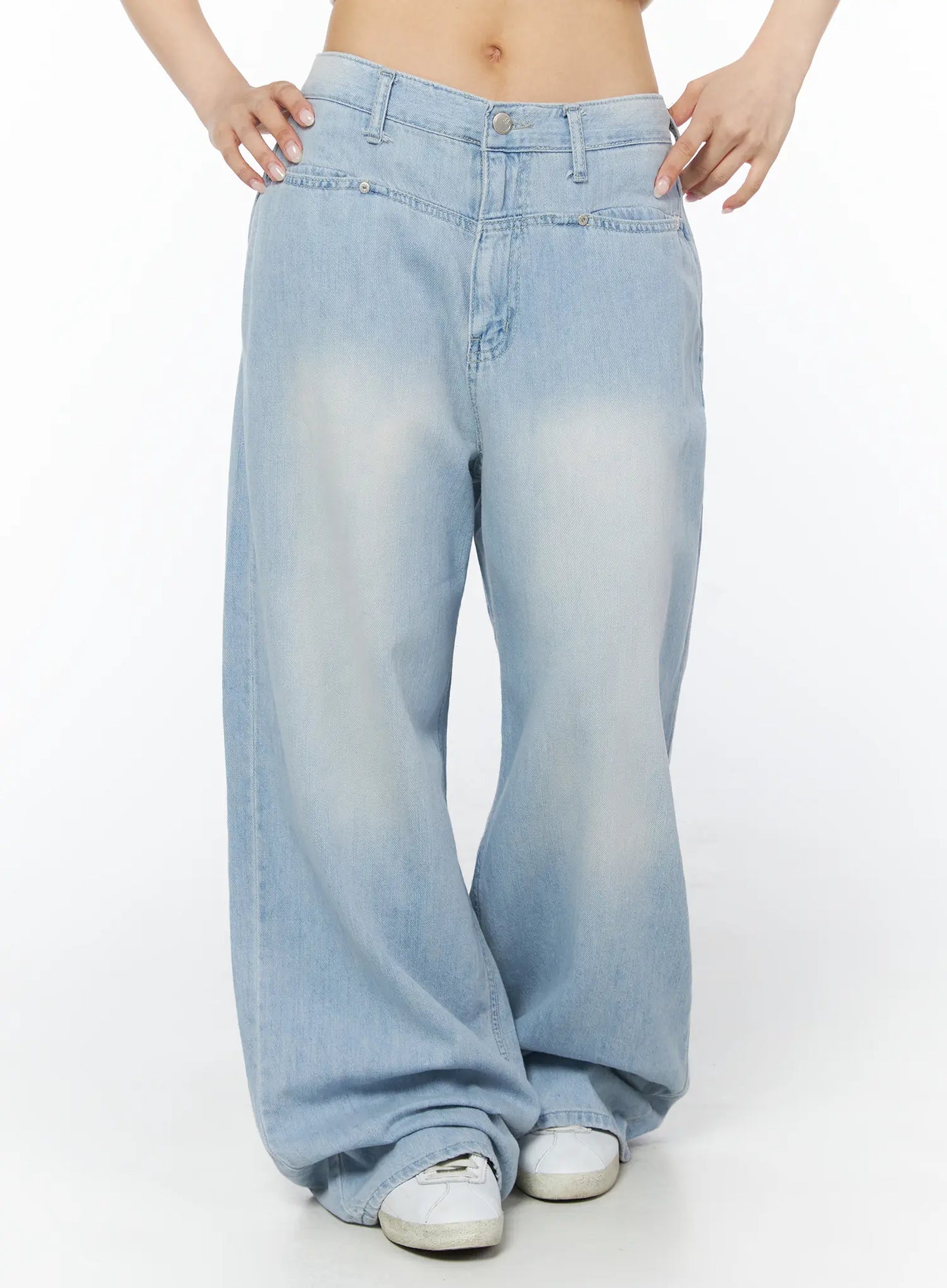 Avena Wide Leg Washed Jeans CY522