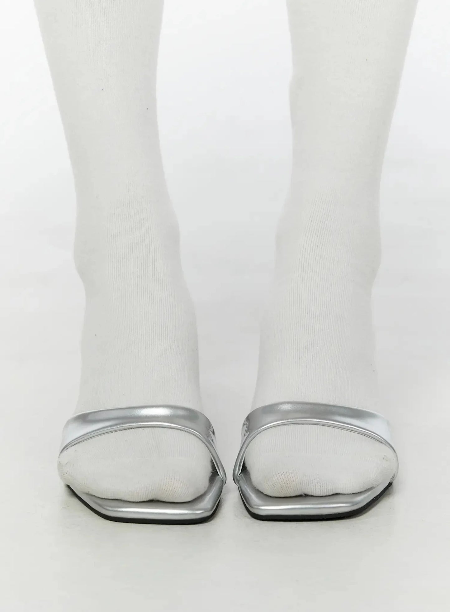 Chic Metallic Mule Sandals IU518