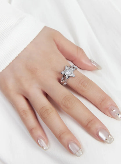 Bold Star Adjustable Ring CF525