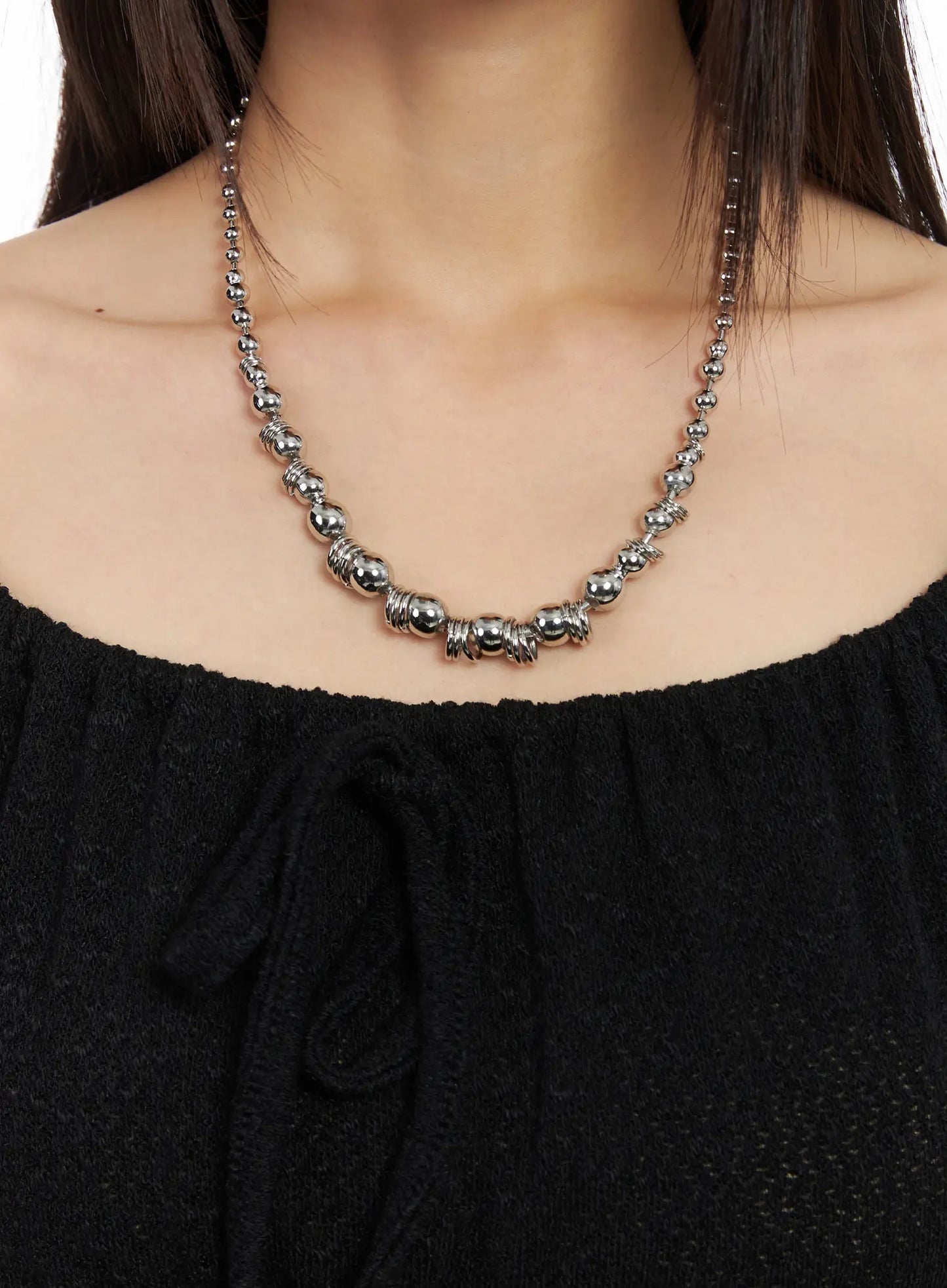 Bold Metallic Bead Necklace CD522