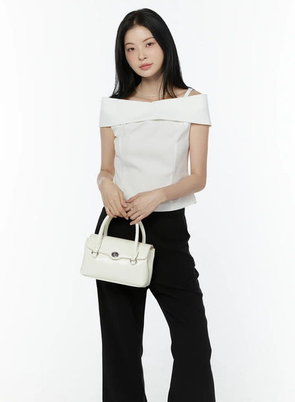 Chic Off-Shoulder Sleeveless Blouse IU503