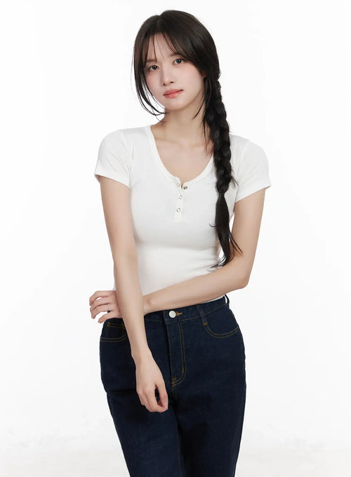 Basic Snap Button Tee CM531