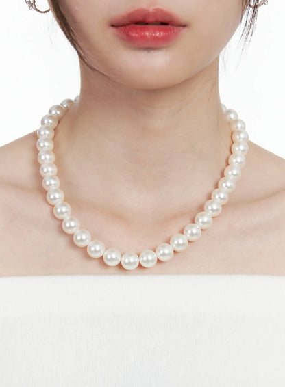 Basic Faux-Pearls Necklace IN510