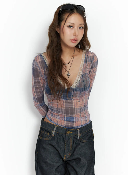 Checkered V-Neck Long Sleeve Top CF512