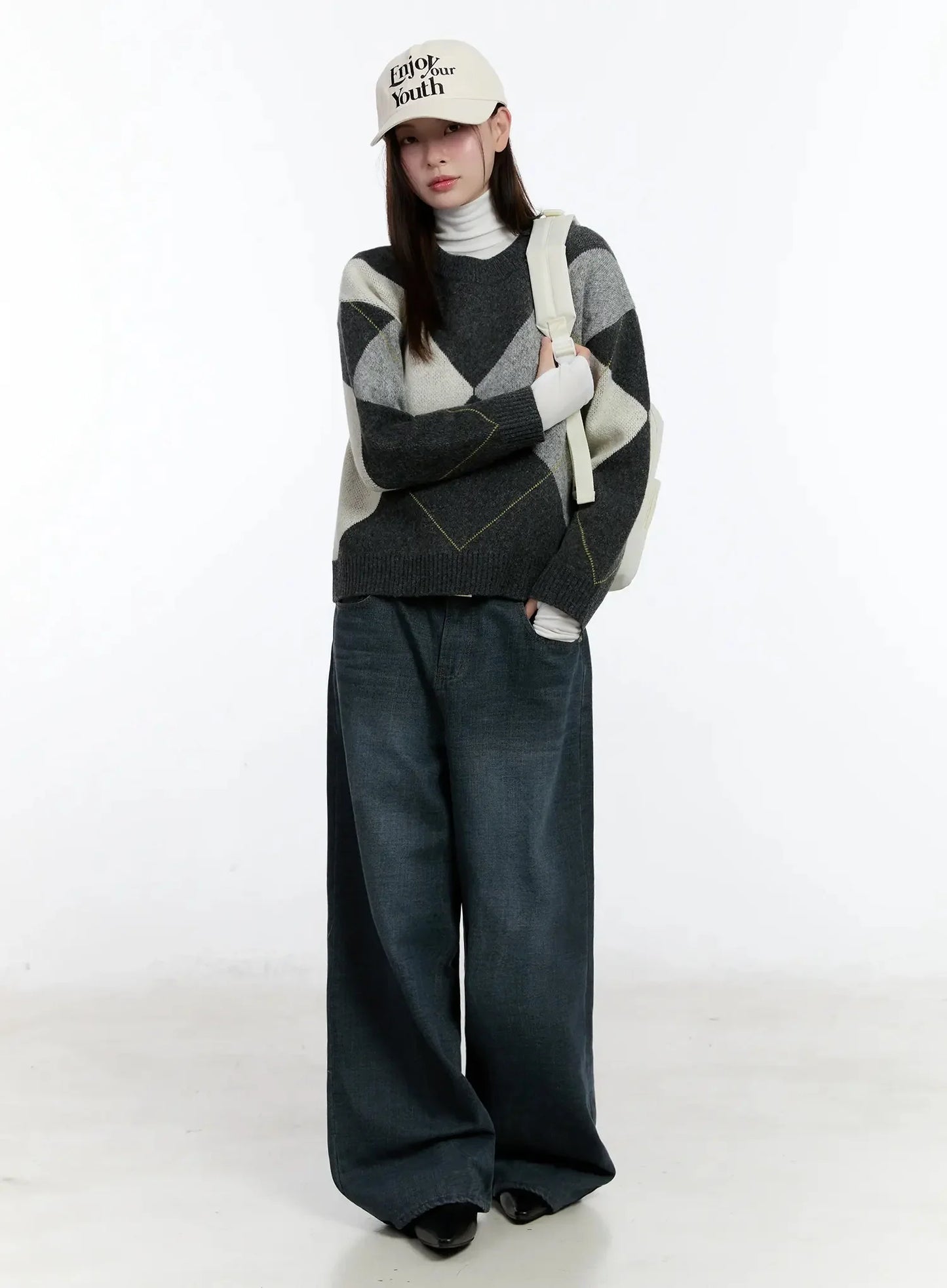 Argyle Pattern Knit Sweater ID526