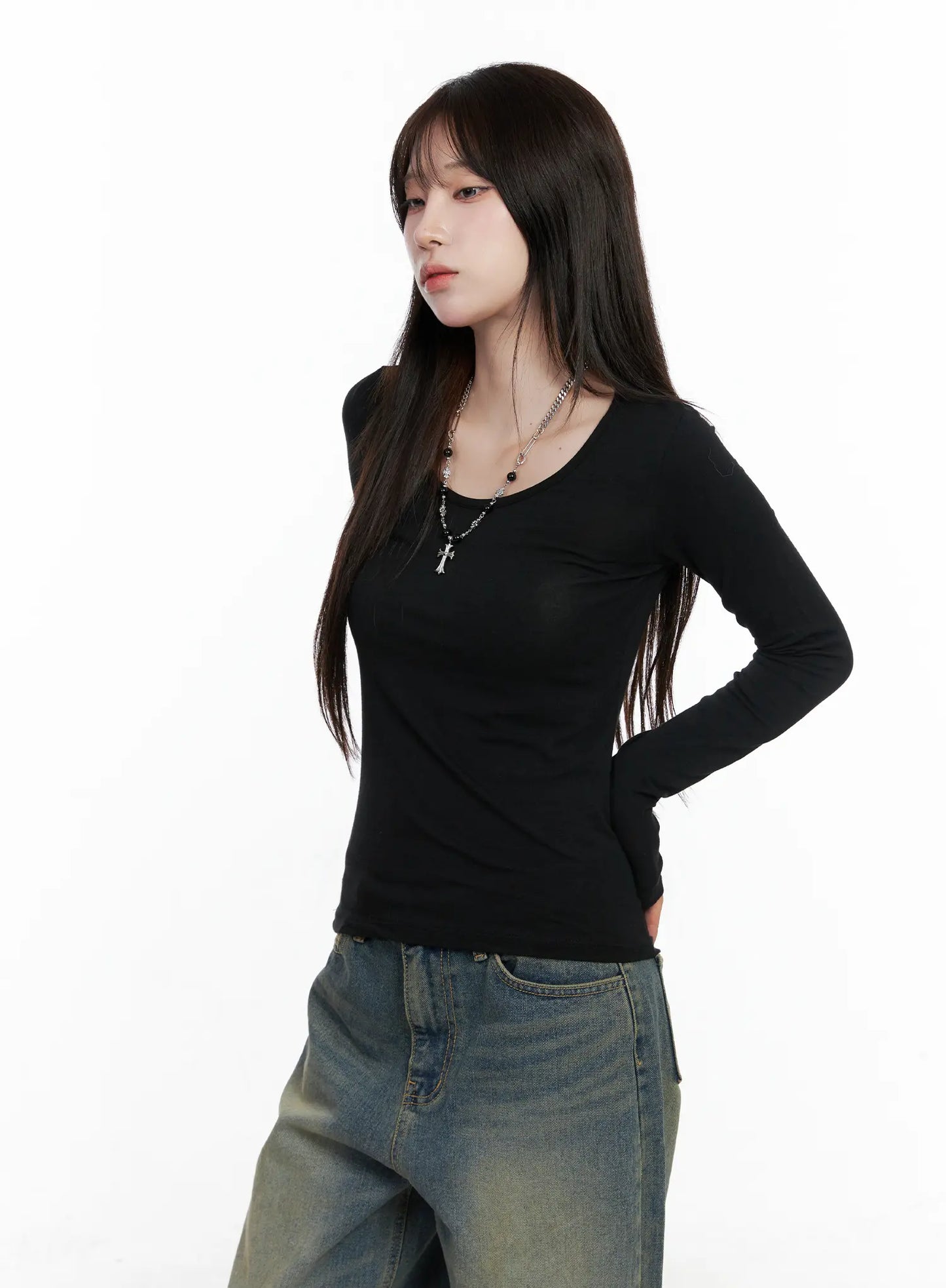 Classic U-Neck Long Sleeve Top CO520