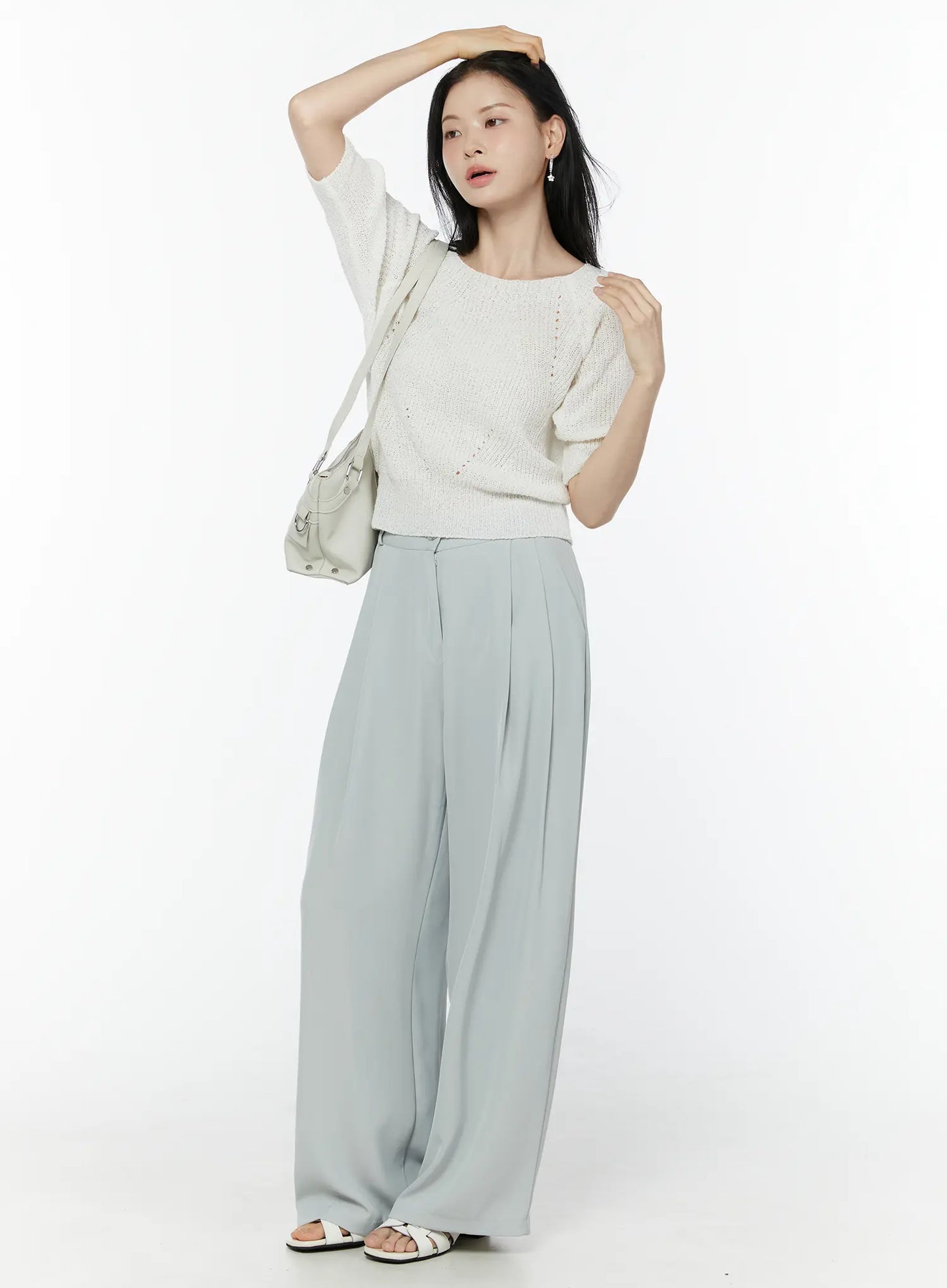Basic High-Waist Pleated Trousers IU503