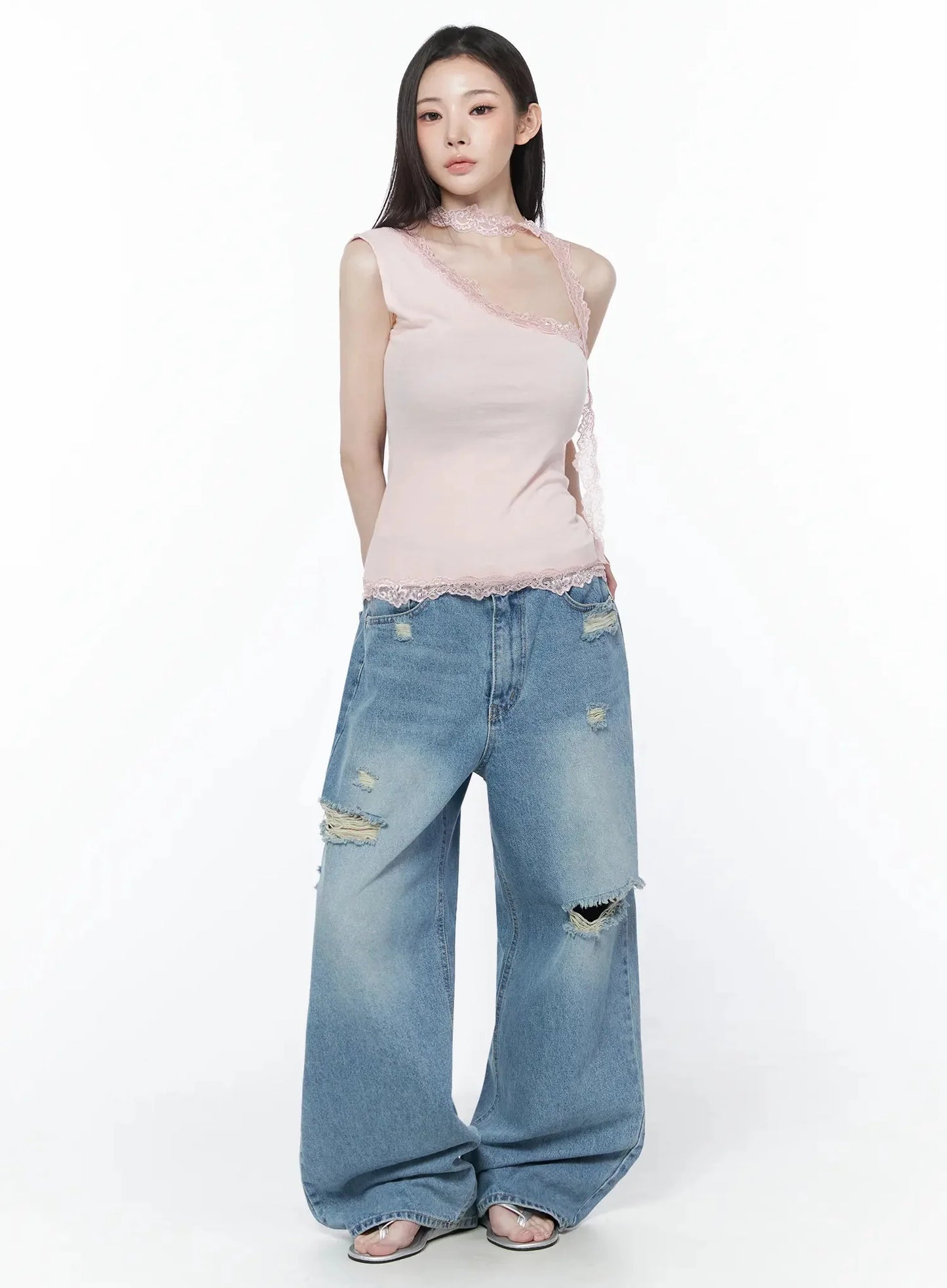 Ares Wide Leg Distressed Jeans IU512