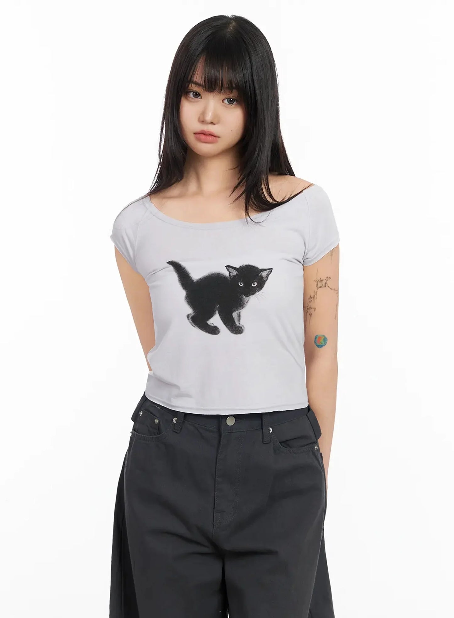 Cat Graphic Off-Shoulder Crop Top IA523