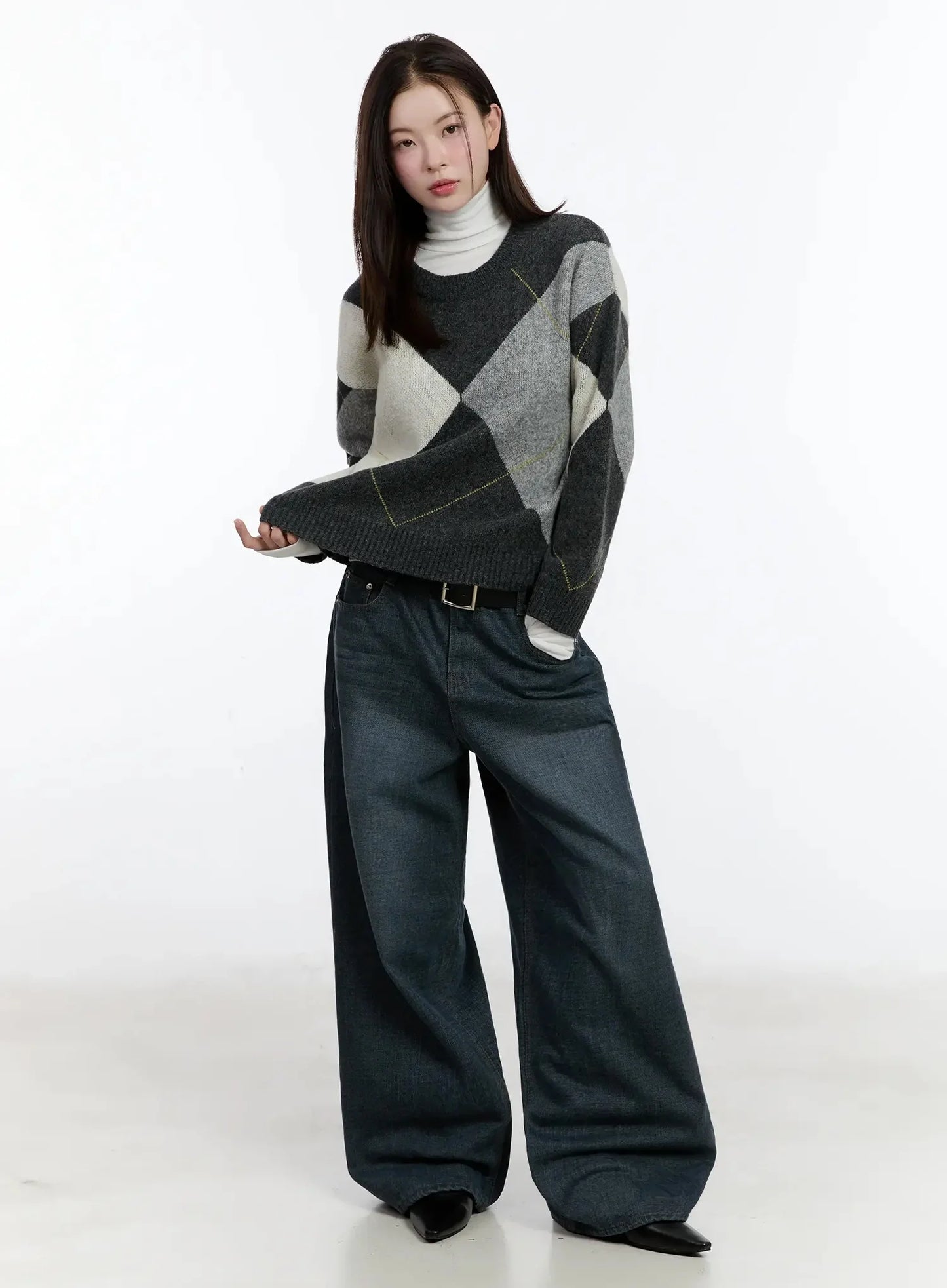 Argyle Pattern Knit Sweater ID526