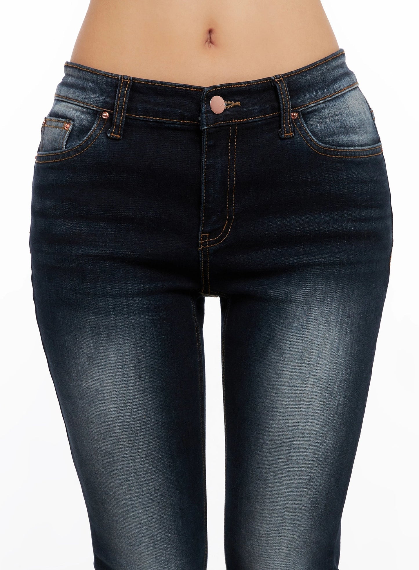 Aliyah Mid-Rise Hip Pad Flared Jeans IG528