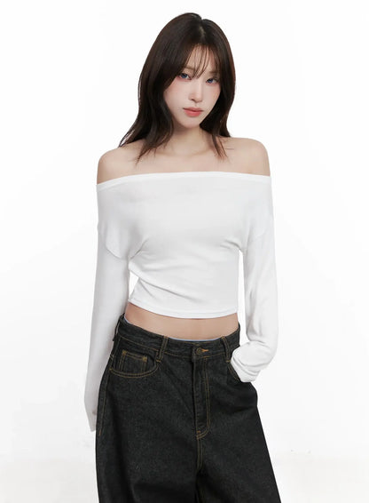 Chic Off-Shoulder Cropped Tee IN514