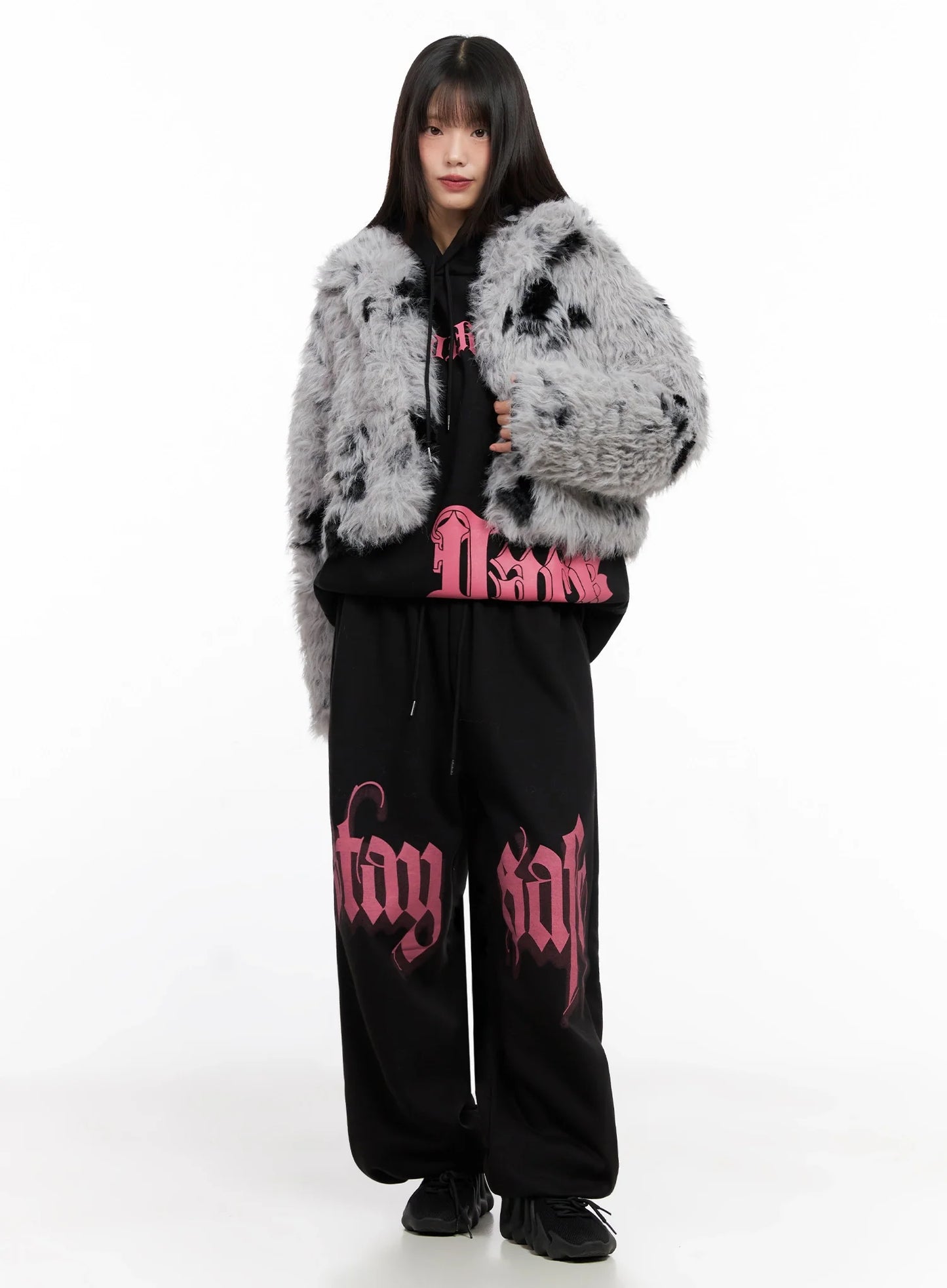 Bold Graphic Sweatpants IN503