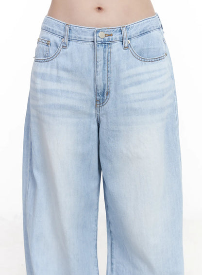 Anastasia Wide Leg Light Wash Jeans CA510