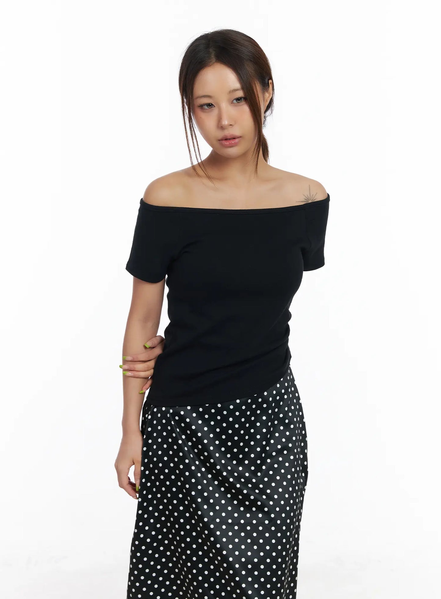Casual Off-Shoulder Tee CM520