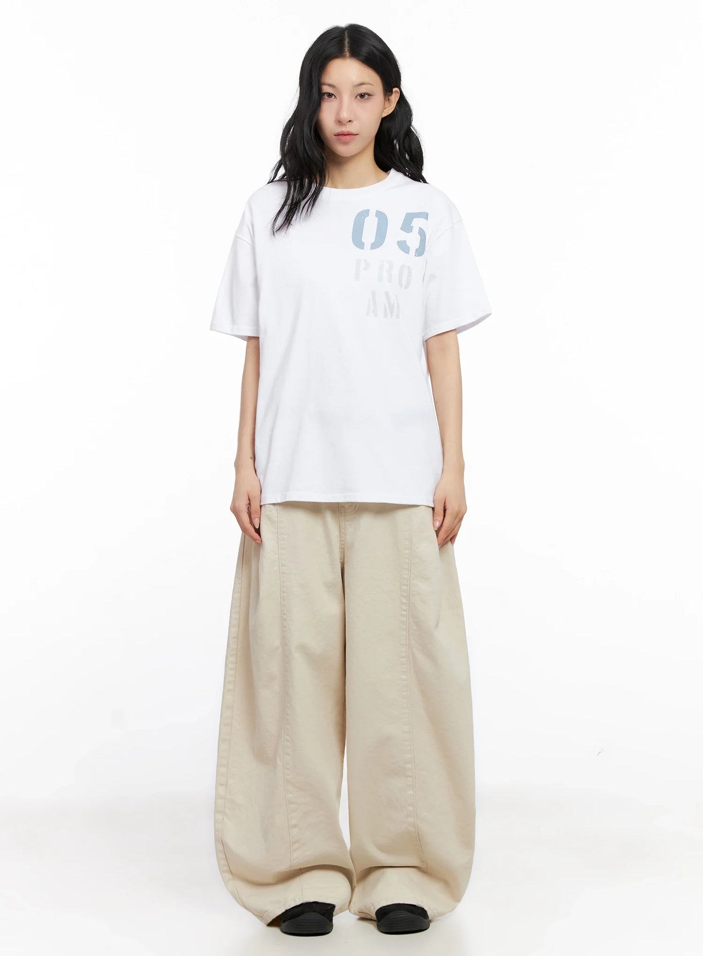 05 Graphic Print Short-Sleeve Tee IG508