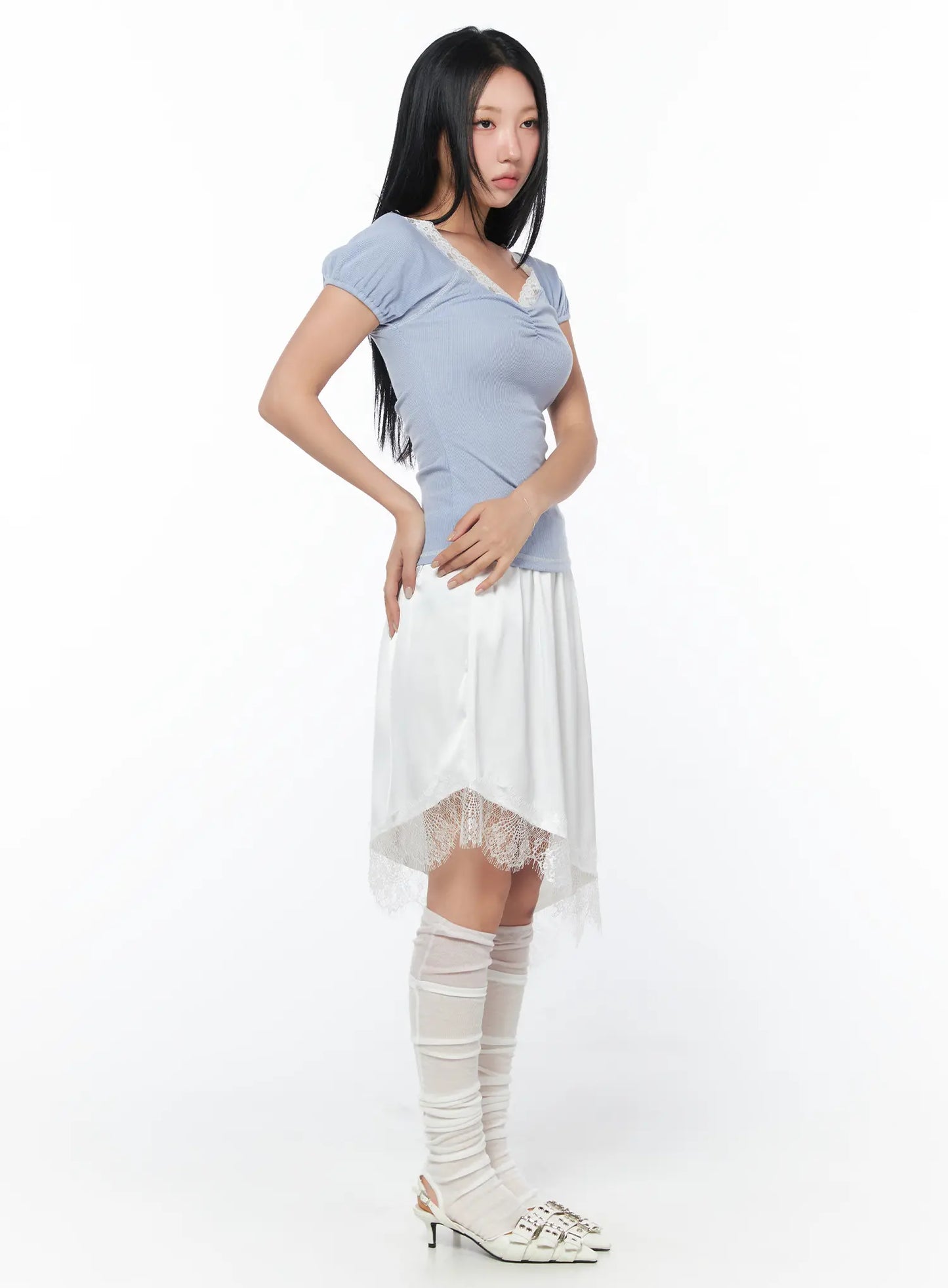 Chic Lace-Trimmed Shirred Tee CY512