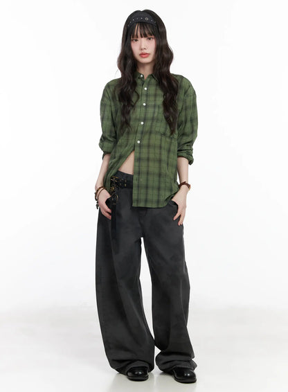 Casual Plaid Button-Up Shirt CM526