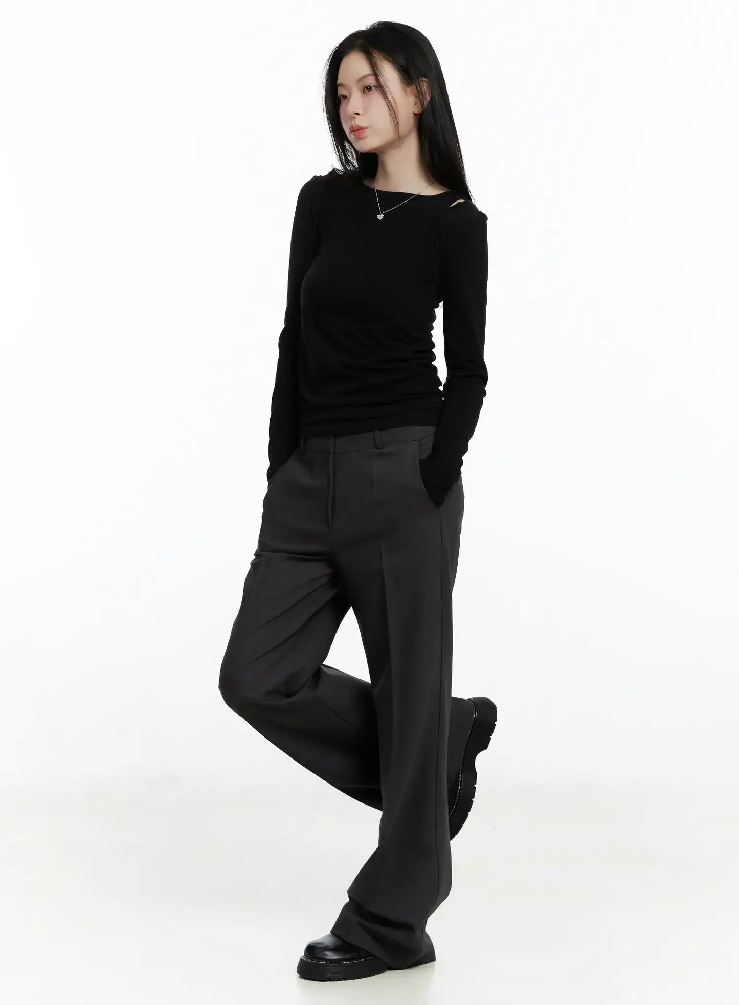 Classic Straight-Leg Trousers F502