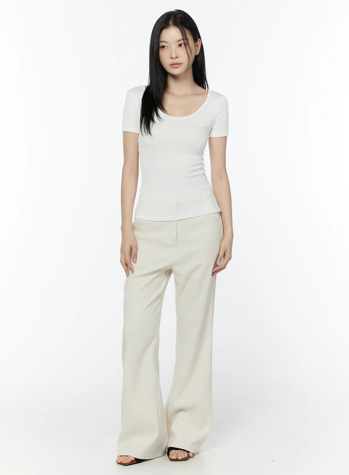 Basic Slim Fit Round Neck Tee IU503