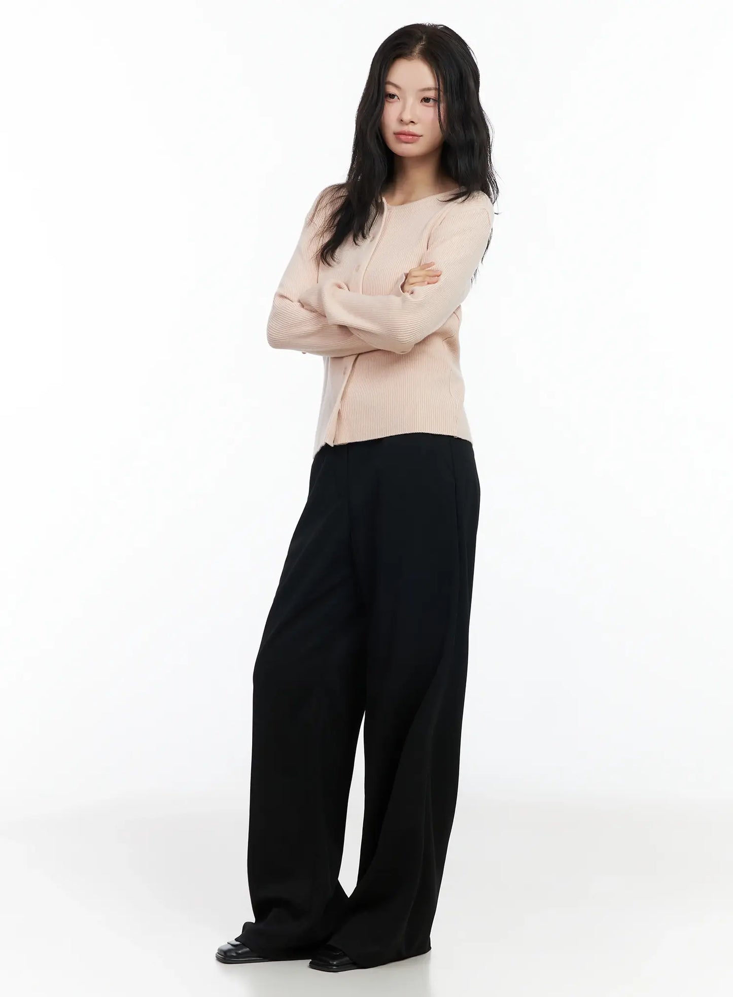 Basic Slim Round Neck Cardigan IM524