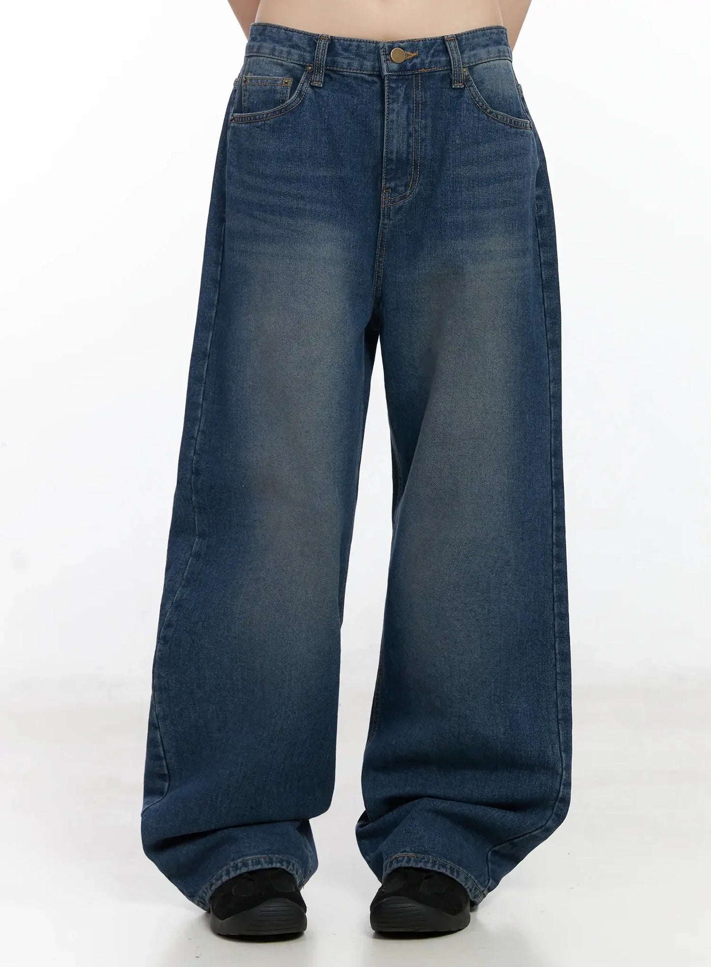 Annika Low-Rise Baggy Jeans F517