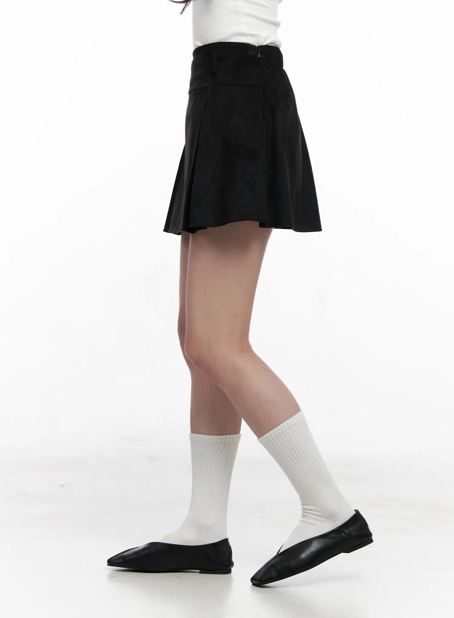 Chic Pleated Mini Skirt CO524