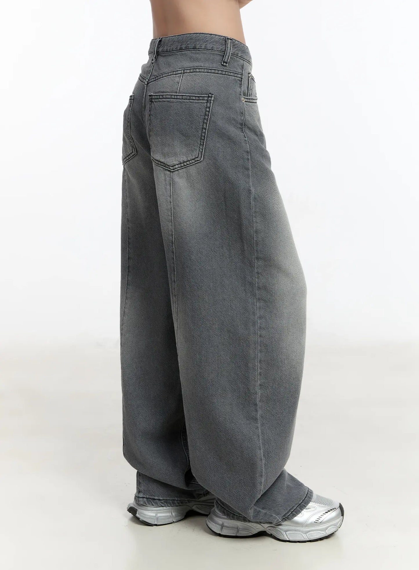 Armani Washed Wide Leg Jeans CM511