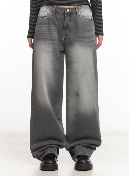 Becca Washed Straight-Leg Jeans IM524