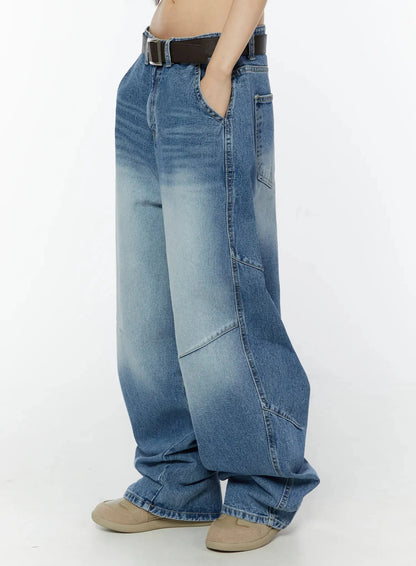 Celie Baggy Pin-Tuck Jeans CU515