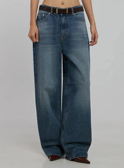 Akira Wide Leg Jeans IJ508