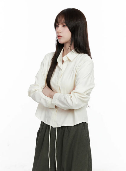 Button-Up Long Sleeve Crop Top CO520