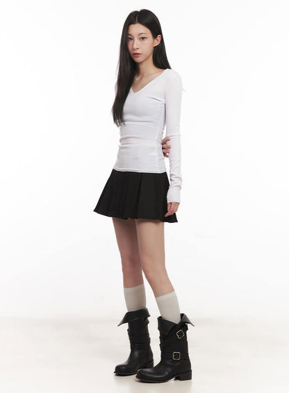 Buttoned V-Neck Long-Sleeve Top CM518
