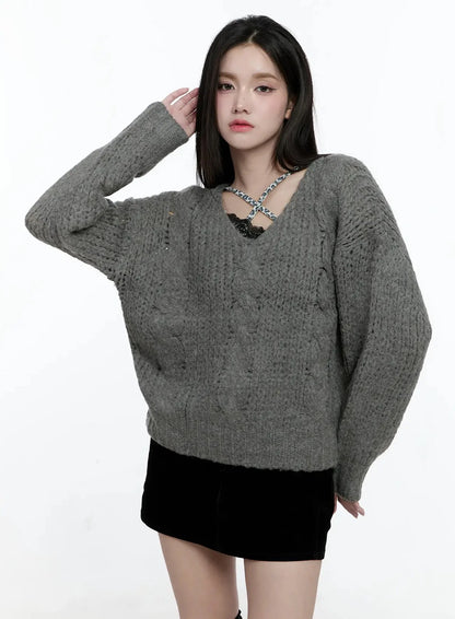 Chunky Cable Knit V-Neck Sweater IO527