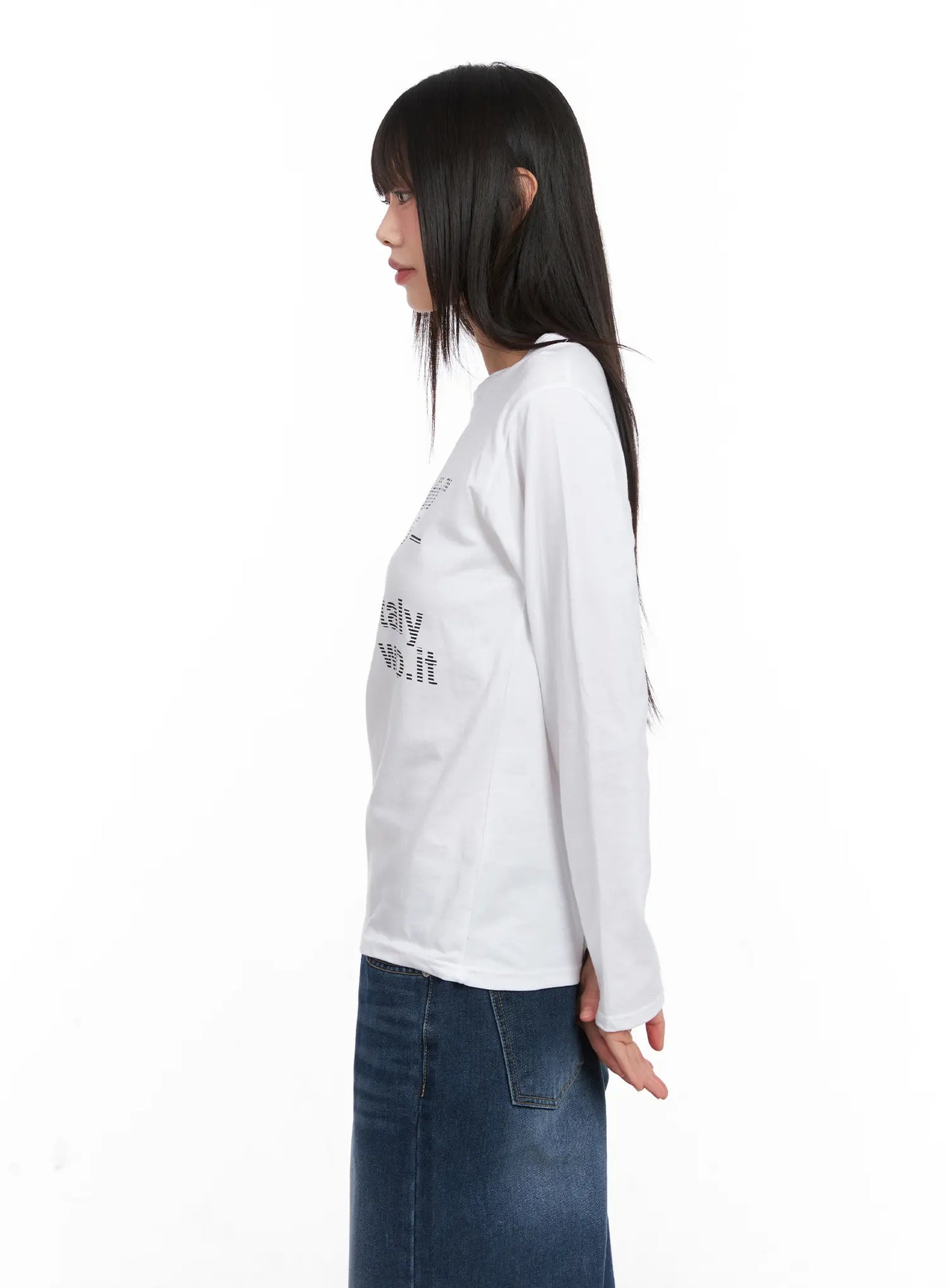 Chic Lettering Long Sleeve Tee CN521