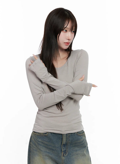 Classic U-Neck Long Sleeve Top CO520
