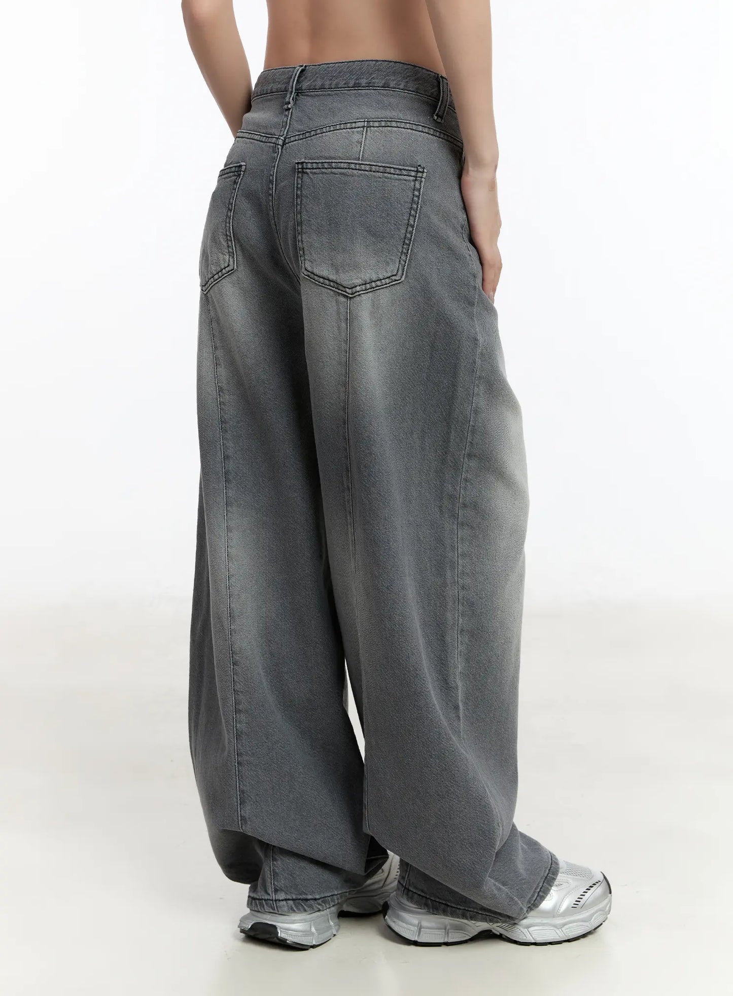 Armani Washed Wide Leg Jeans CM511
