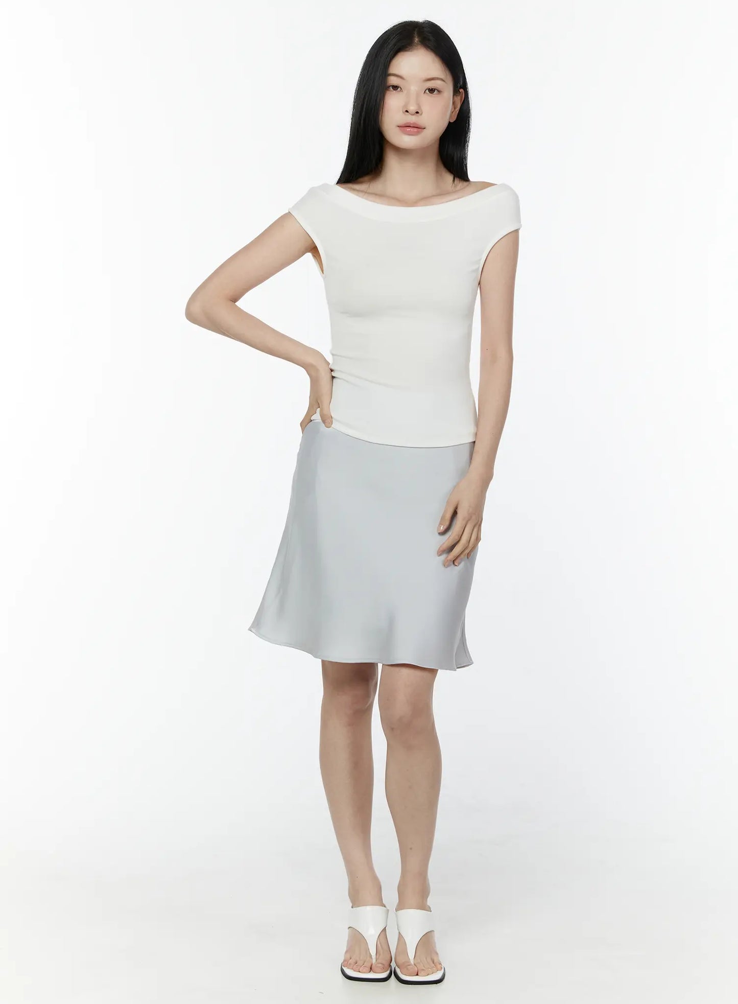 Boat Neck Short Sleeve Top IU505
