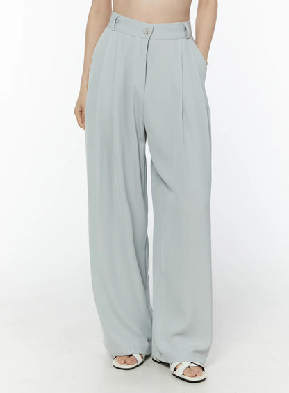 Basic High-Waist Pleated Trousers IU503