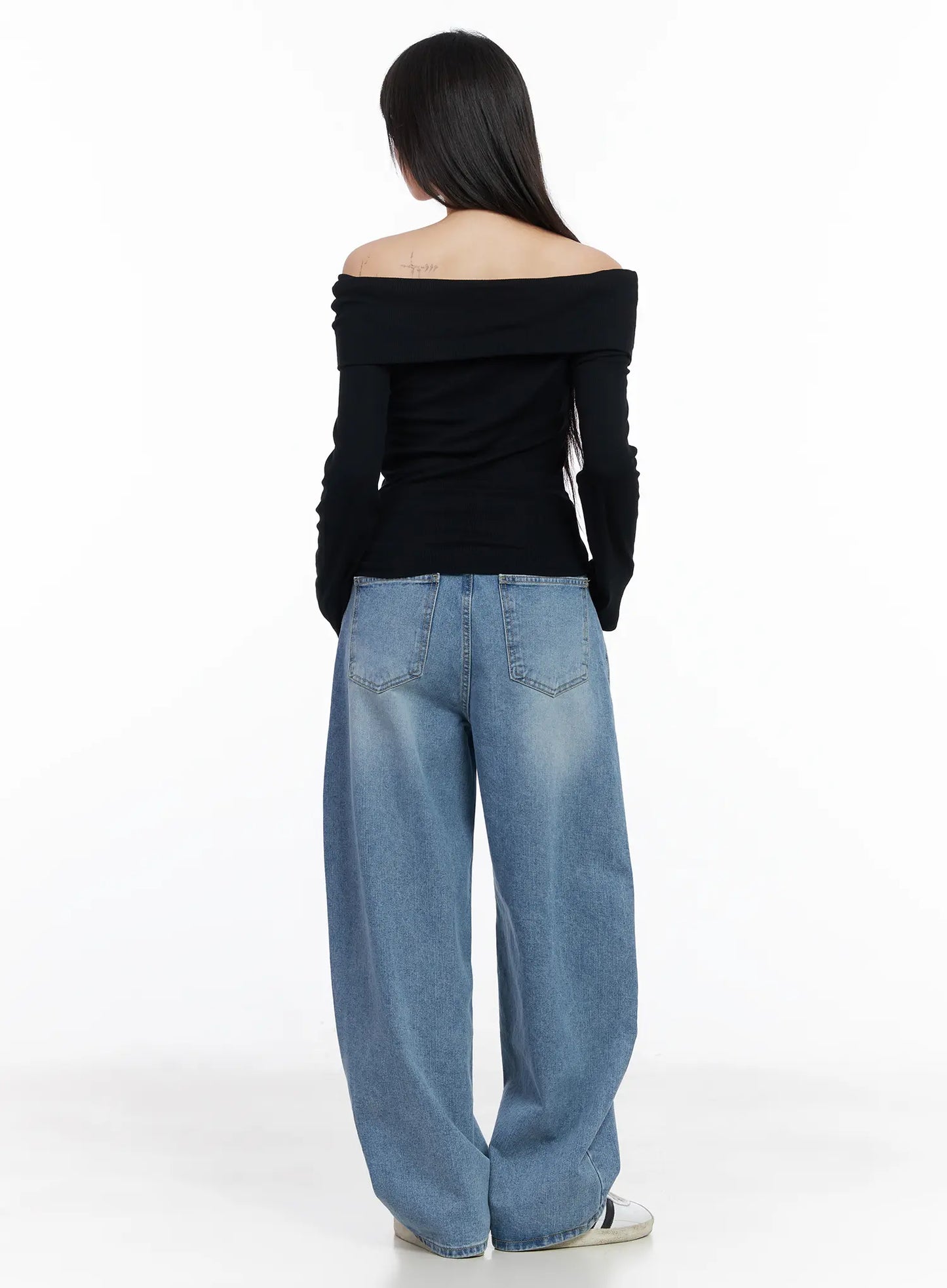 Ariyah High-Waist Baggy Jeans CM512