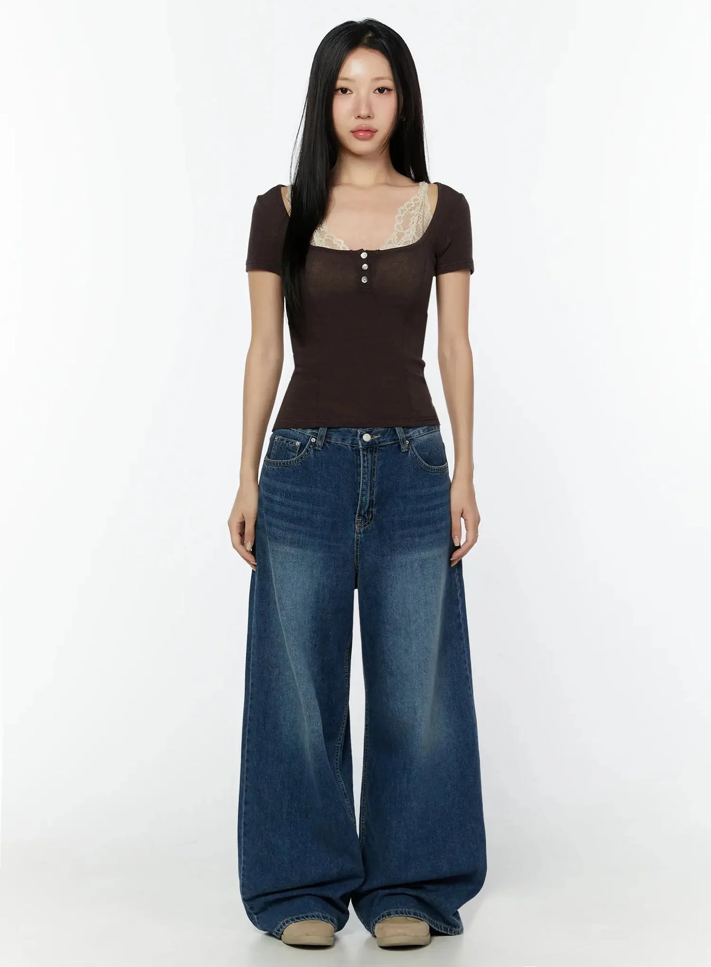 Amos Wide-Leg Washed Jeans IU522