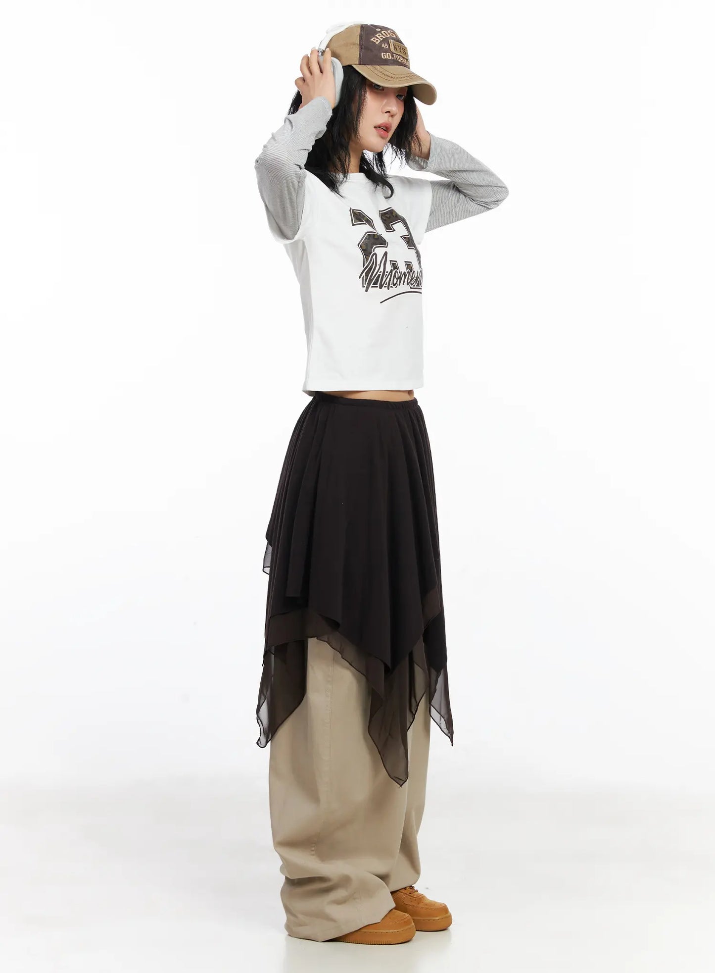23 Graphic Layered Long Sleeve Top CJ523