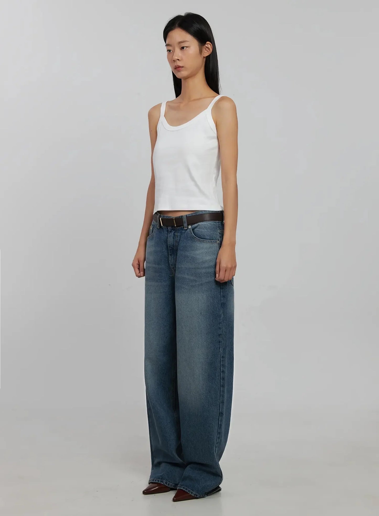 Akira Wide Leg Jeans IJ508