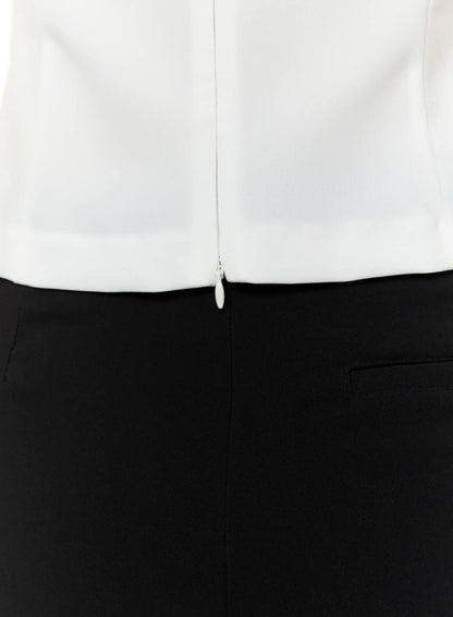 Chic Off-Shoulder Sleeveless Blouse IU503