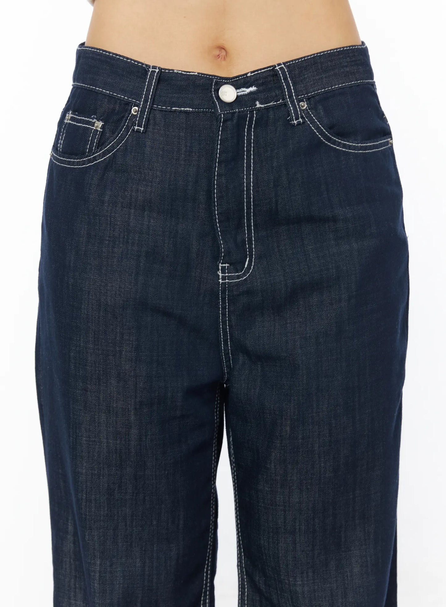 Aeri Non-Fade Relaxed Jeans CD805